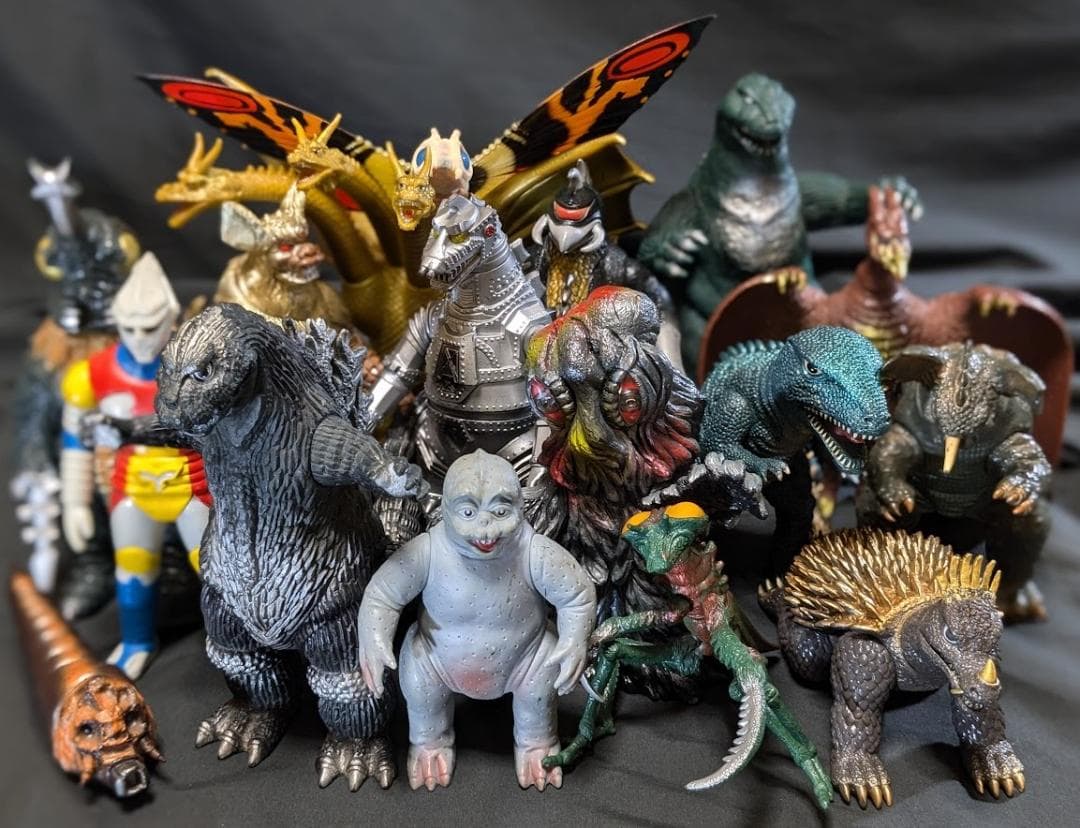昭和ゴジラ 東宝チャンピオンまつり（バンダイ）ソフビフィギュア 17体セット