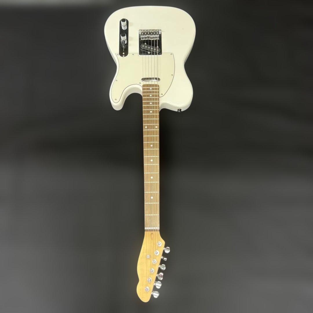 k*e様 PB141 エレキギター　白　やや傷汚れあり　動作不明　ジャンク　10