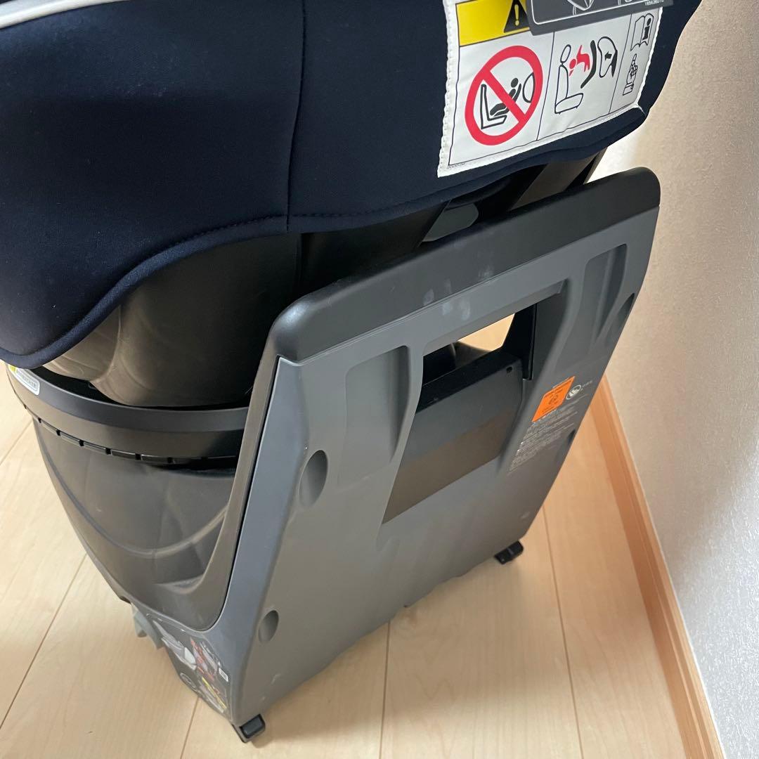 【値下げしました】Combi チャイルドシート ISOFIX対応　エッグショック