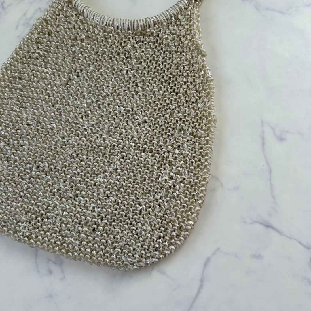 アンテプリマ ハンドバッグ オーロラ ホワイト ラウンド パーティー チェーン