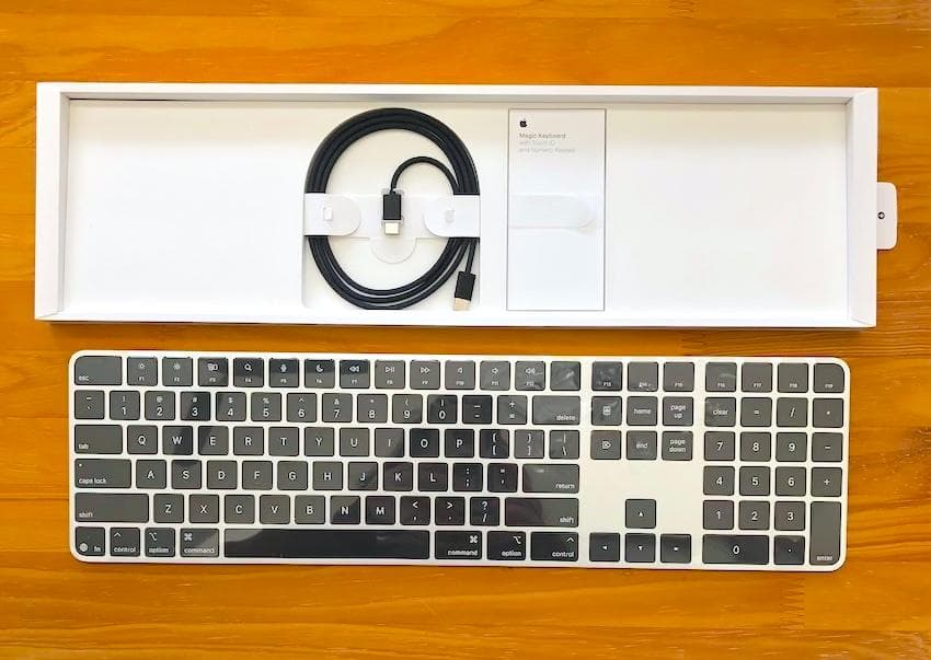 新品未使用｜USB-C｜ブラック｜Touch ID｜Magic Keyboard