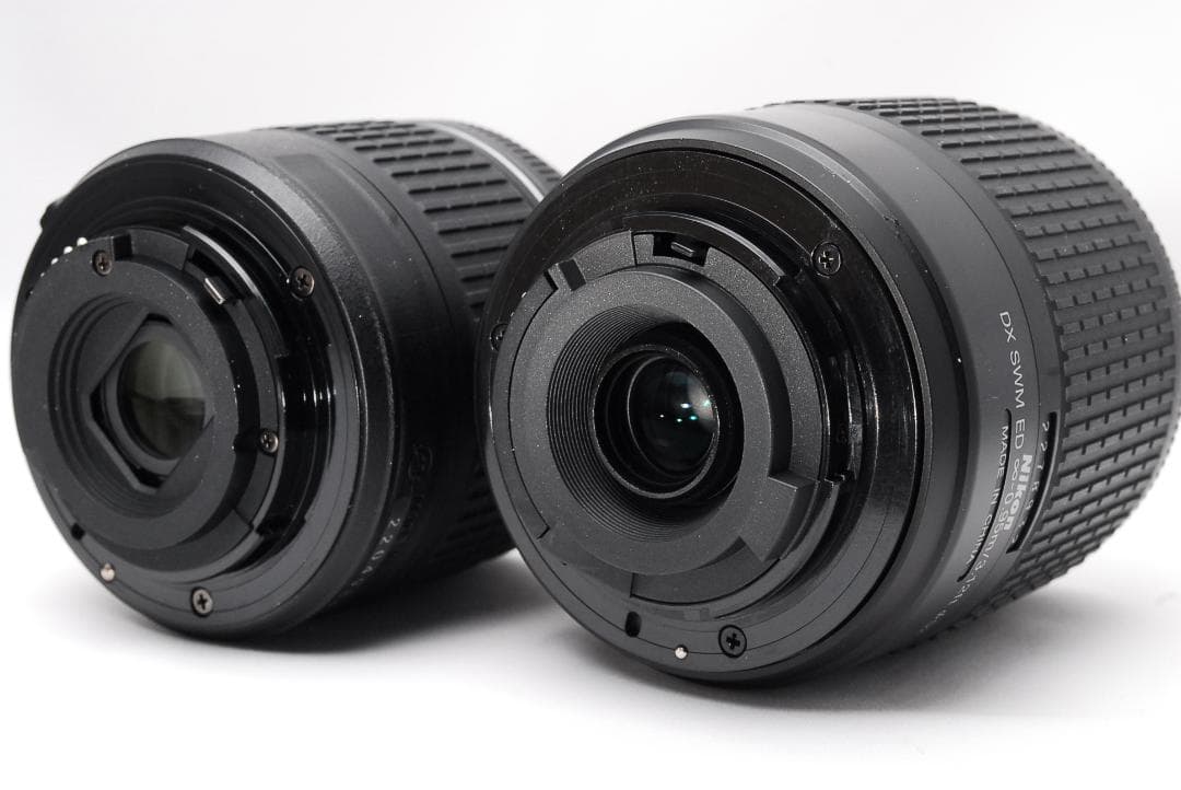 ♥ Nikon D5200 ♥ダブルレンズ♥画面が回転♥超高画質 一眼レフ