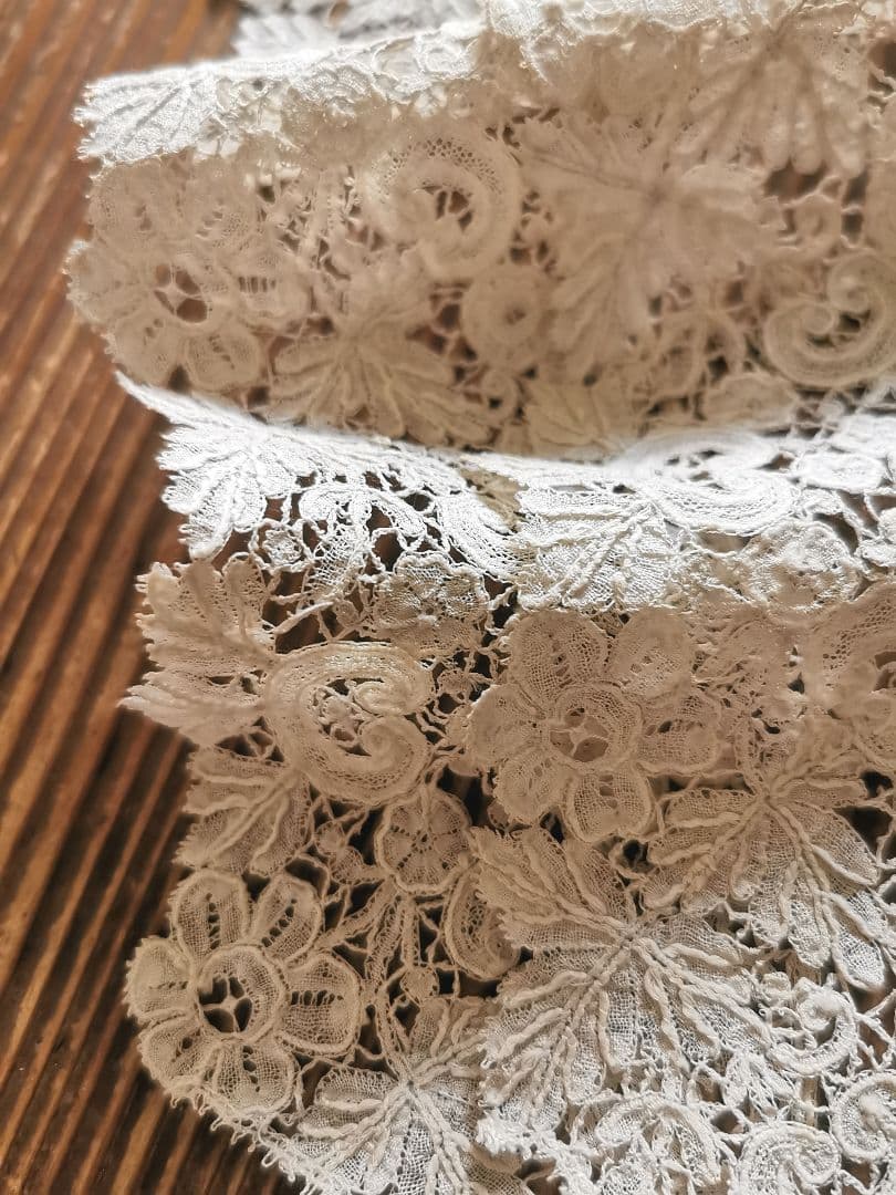 アンティーク ブリュッセルレース ポワンドローズ カフス用レース 付け襟 ペア