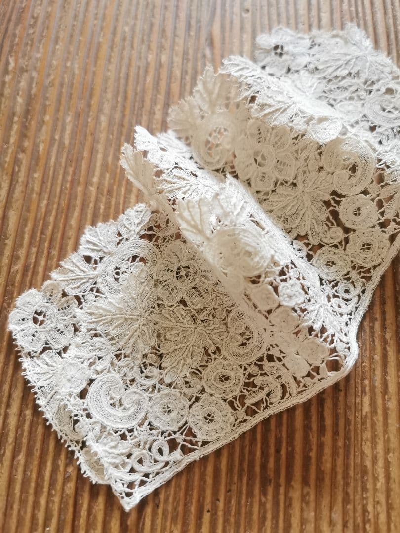 アンティーク ブリュッセルレース ポワンドローズ カフス用レース 付け襟 ペア