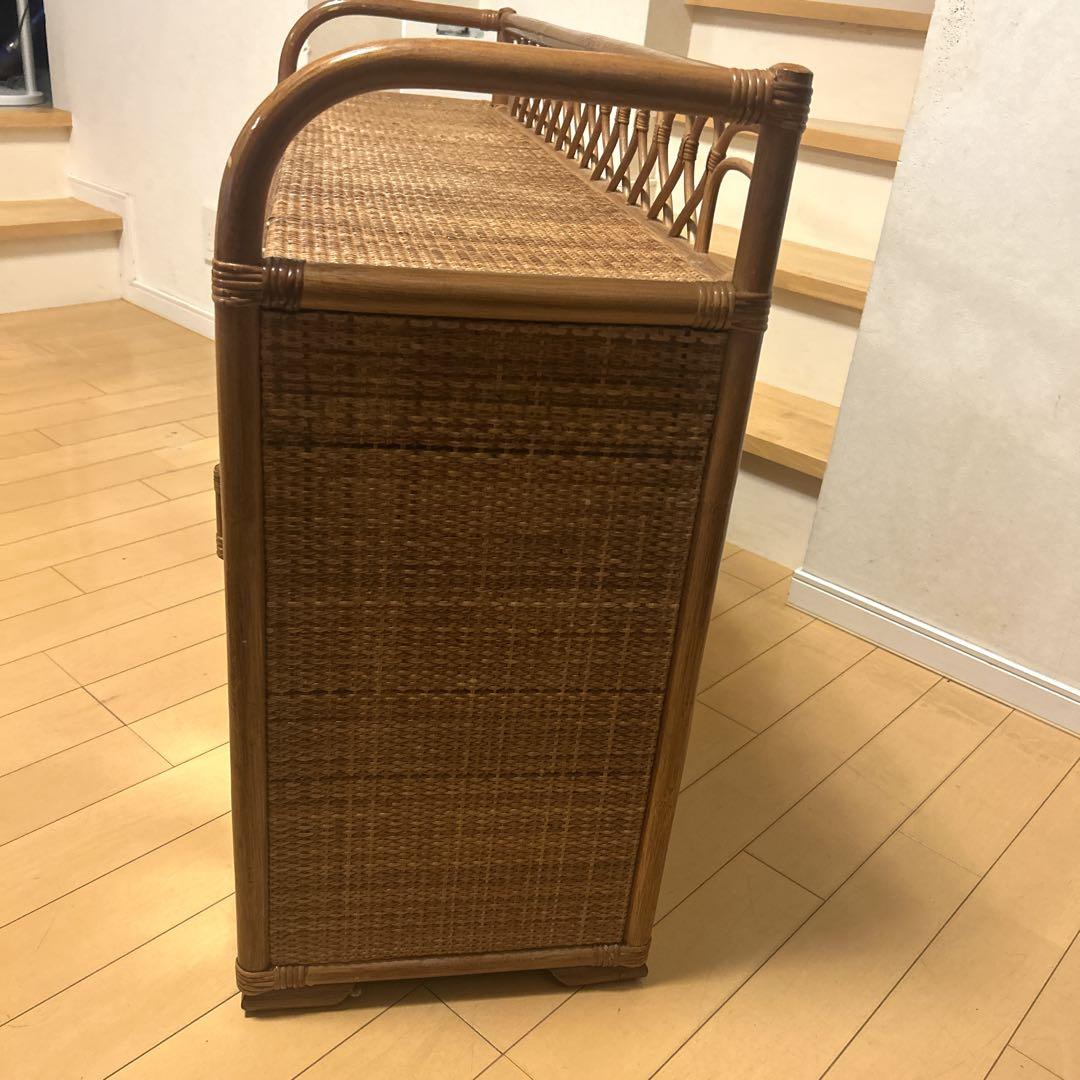 ラタン 籐家具 サイドボードチェスト 4段 ヴィンテージ ガラス扉