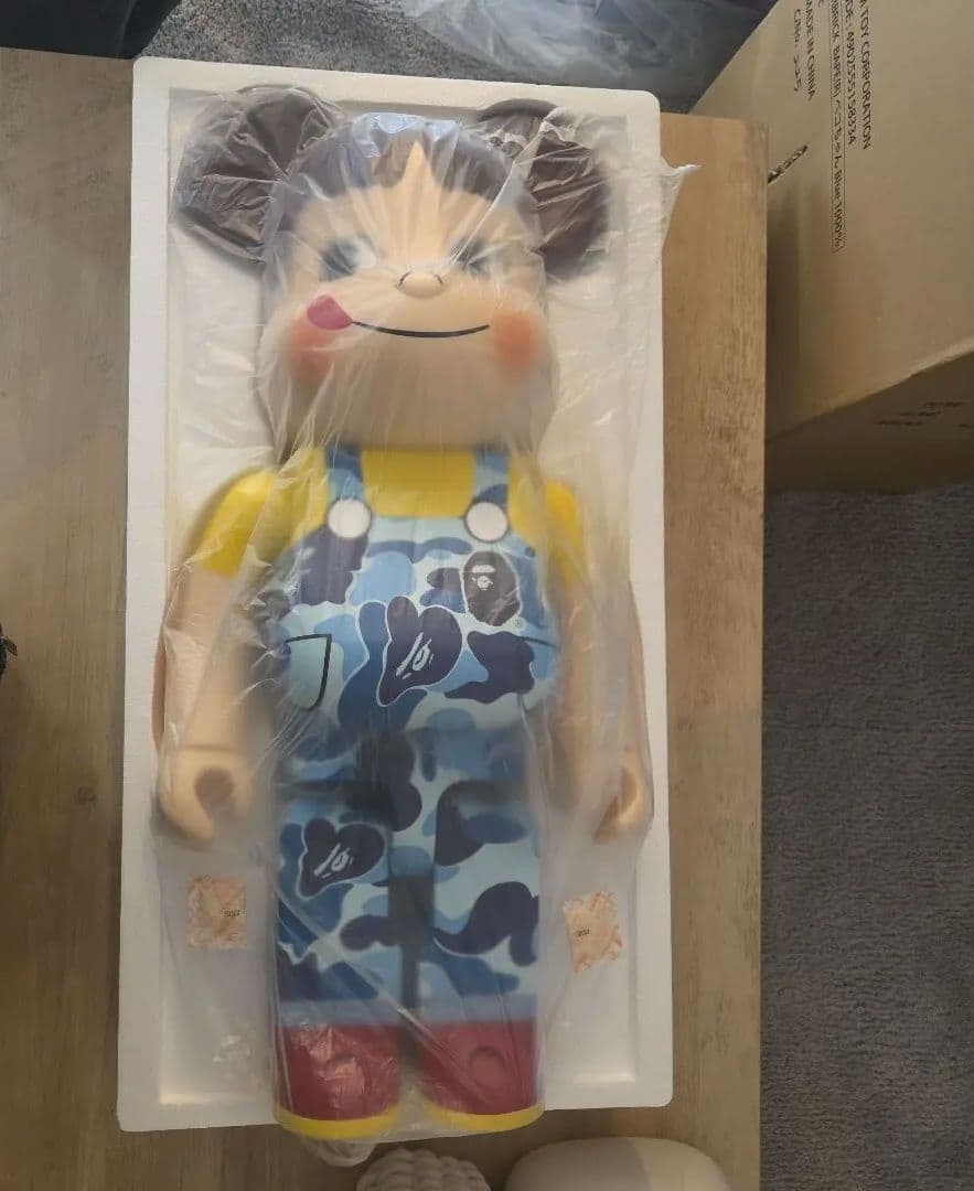 破格　BAPE® x ペコちゃん ベアブリック BE@RBRICK　1000%