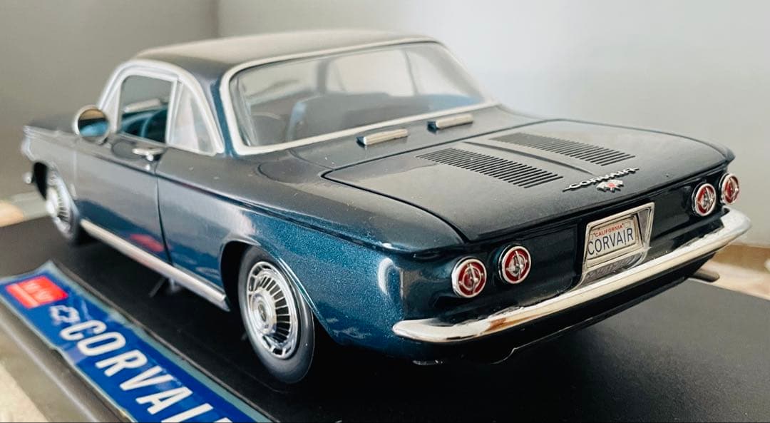 シボレー コルベア '1963 1/18 ダークターコイズ SUNSTAR