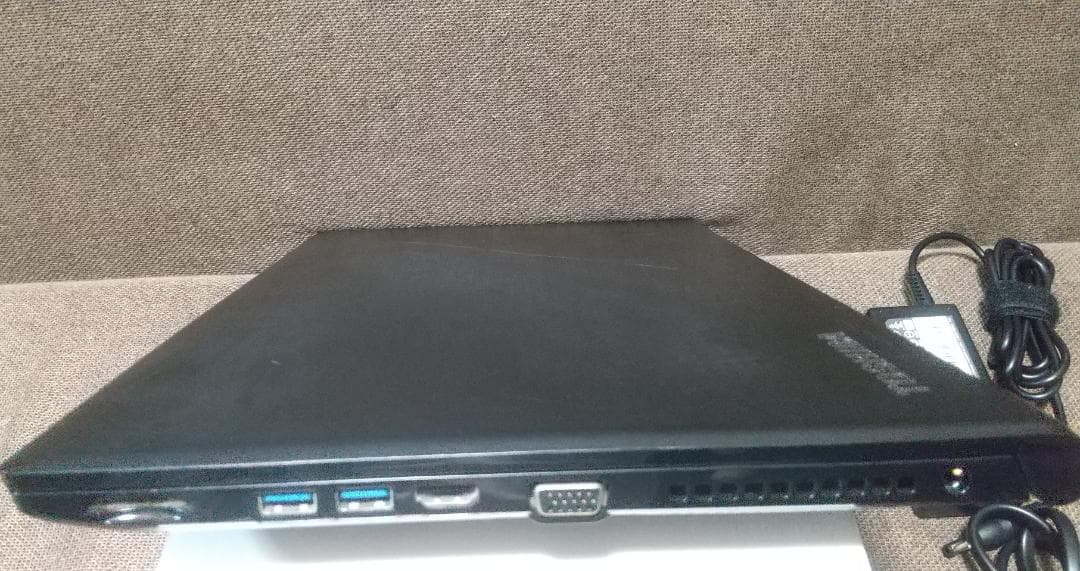 TOSHIBA dynabook B65/J i3 第7世代