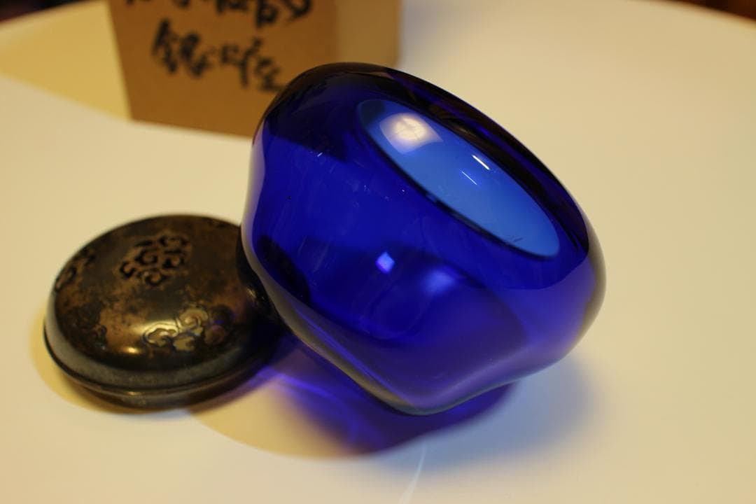 純銀火屋瑠璃香炉　青色ガラス容器 金属蓋付き