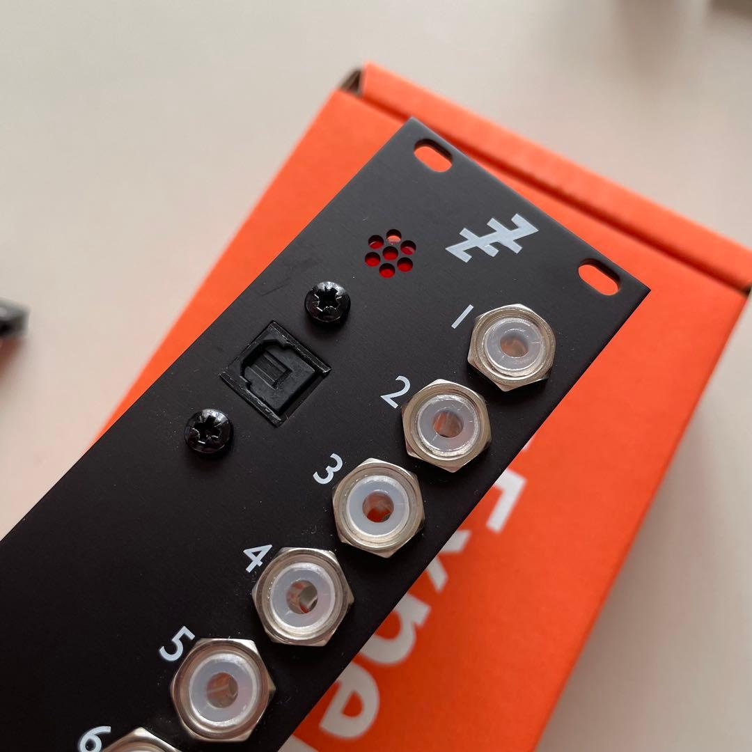 Expert Sleepers ES-3 mk4 ユーロラックモジュラーシンセ