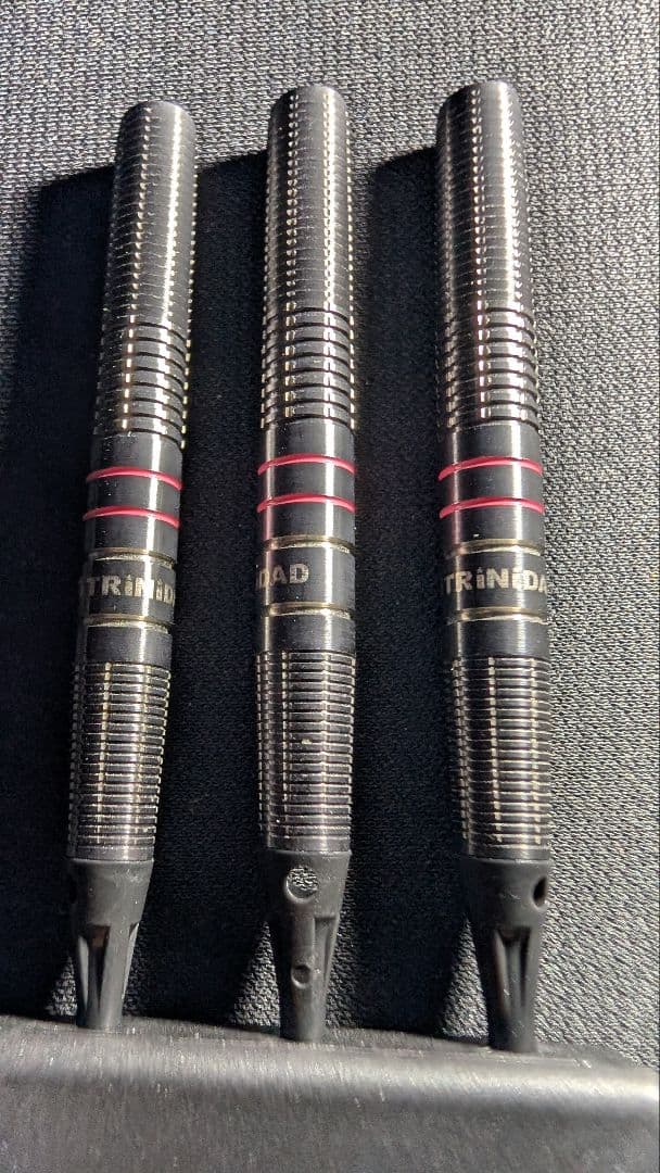 ダーツ TRINIDAD HUGO