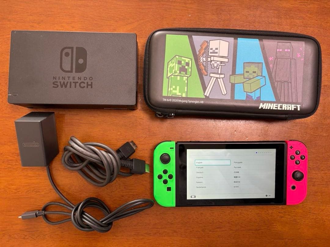 Nintendo Switch スイッチ　本体　ケース　コード等