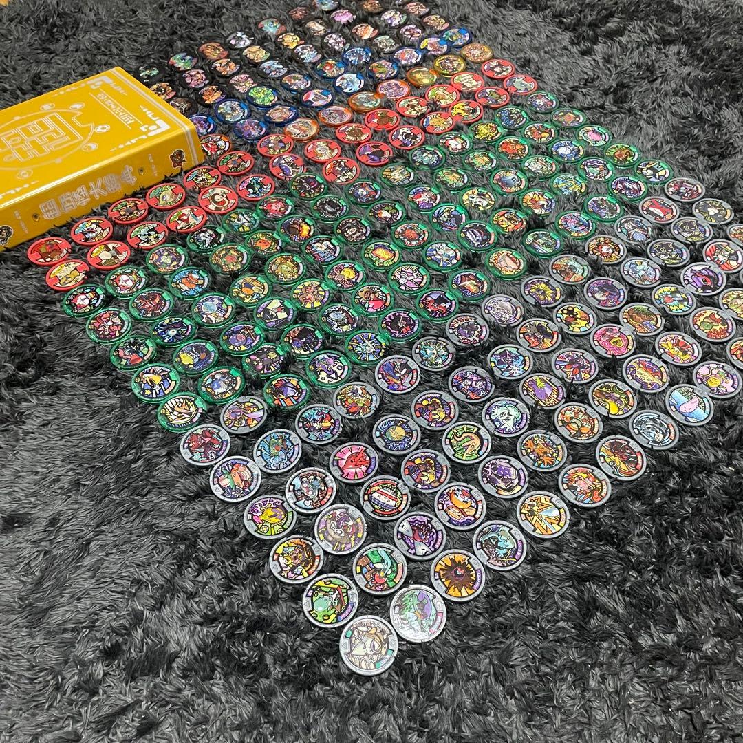 《美品》妖怪メダル　227枚　超大量まとめ売り　妖怪大辞典付き