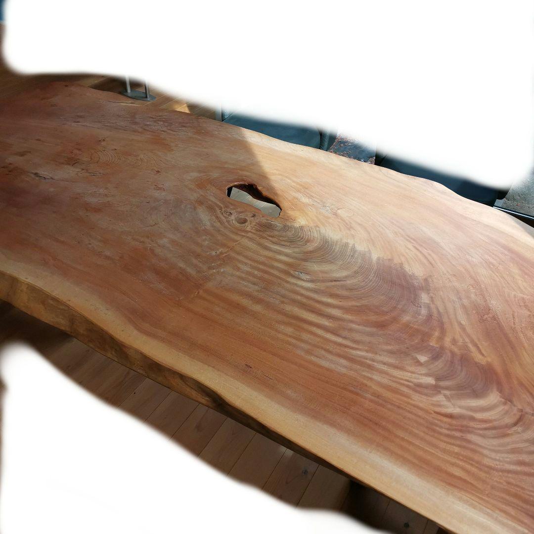 TK 　一枚板　ダイニングテーブル　とちの木　樹洞(うろ)有り　個性的