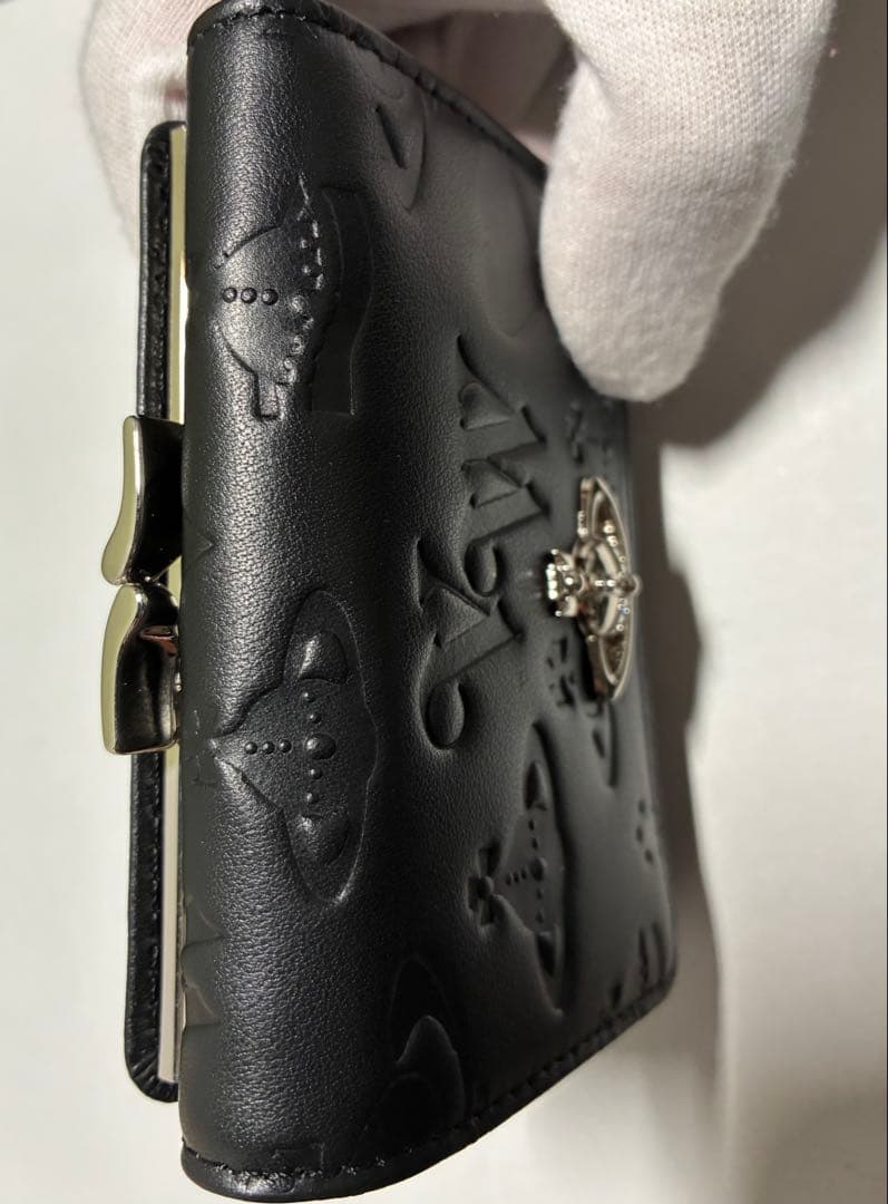 【内柄も素敵☆】Vivienne Westwood 三つ折り財布 マット 黒