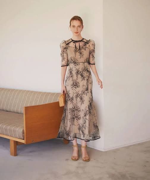 【新品タグ付き】Leja 花柄リボンパフスリーブマーメイドワンピースドレス