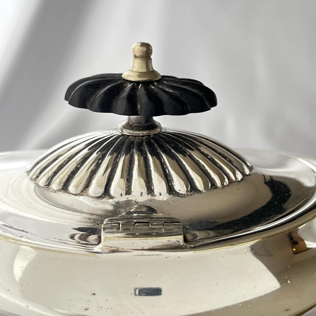 【英国】ライオンマスク ティーキャディ / ビスケットケース【シルバープレート】