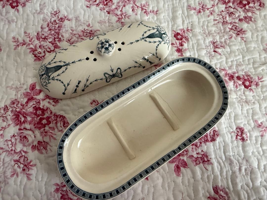 フランスアンティーク　エミール・ブルジョア　陶器製の歯ブラシケース