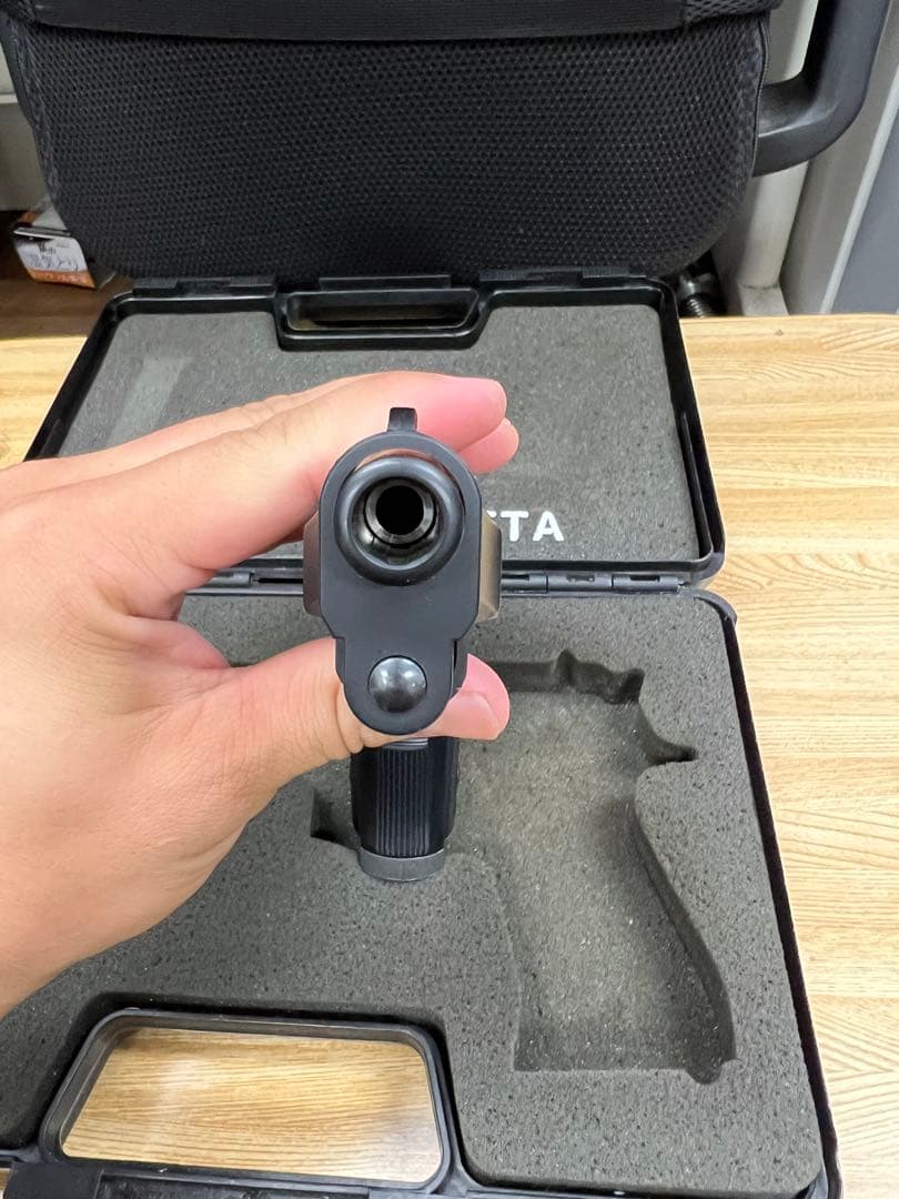 スライド式ガスガン　ベレッタ　日本製