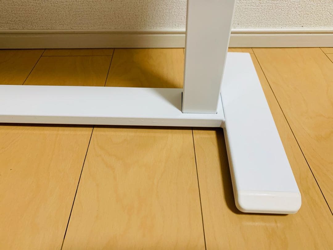 IKEA BOLLSIDAN ボッルシダン 昇降式テーブル