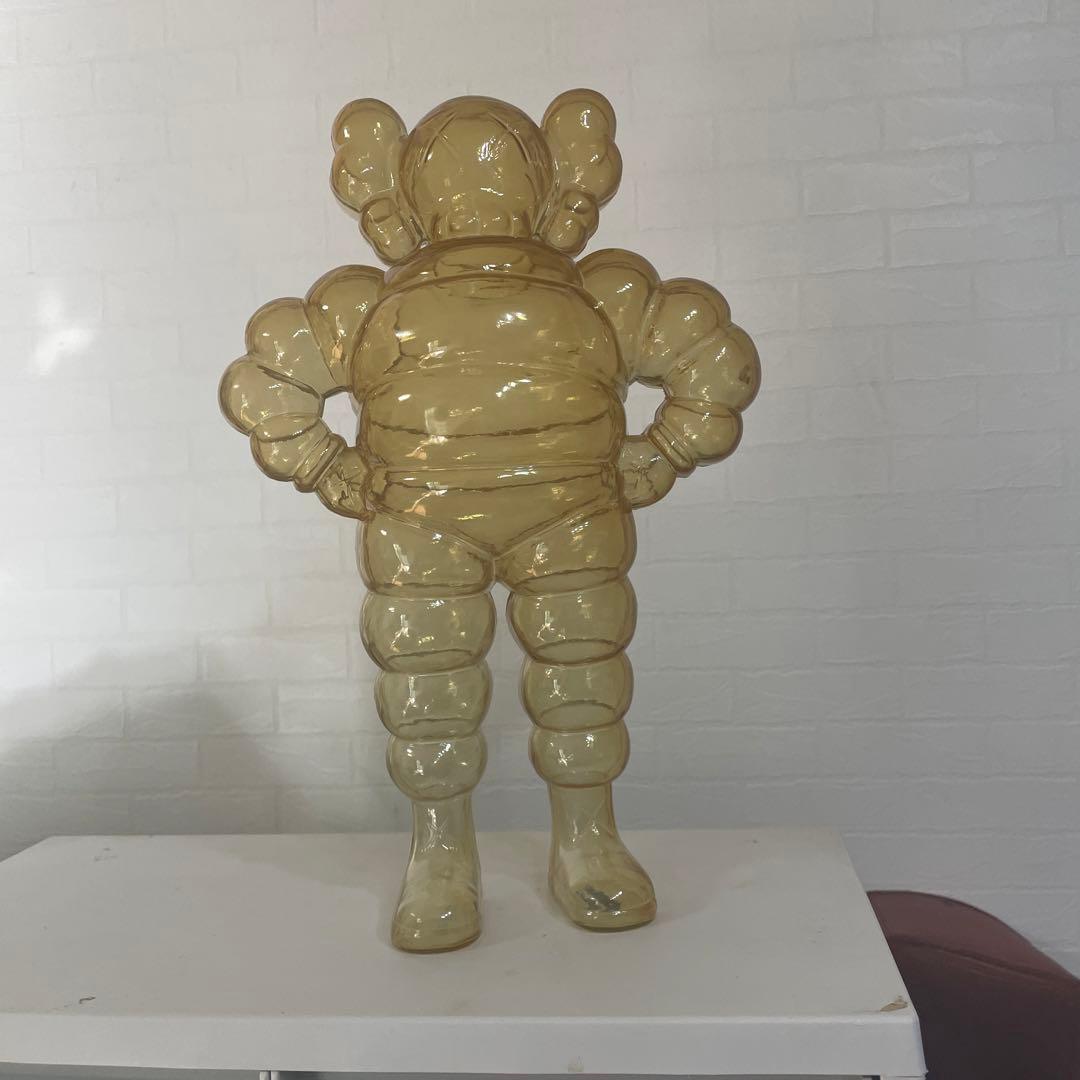 KAWS クリアフィギュア　レア　1000体限定