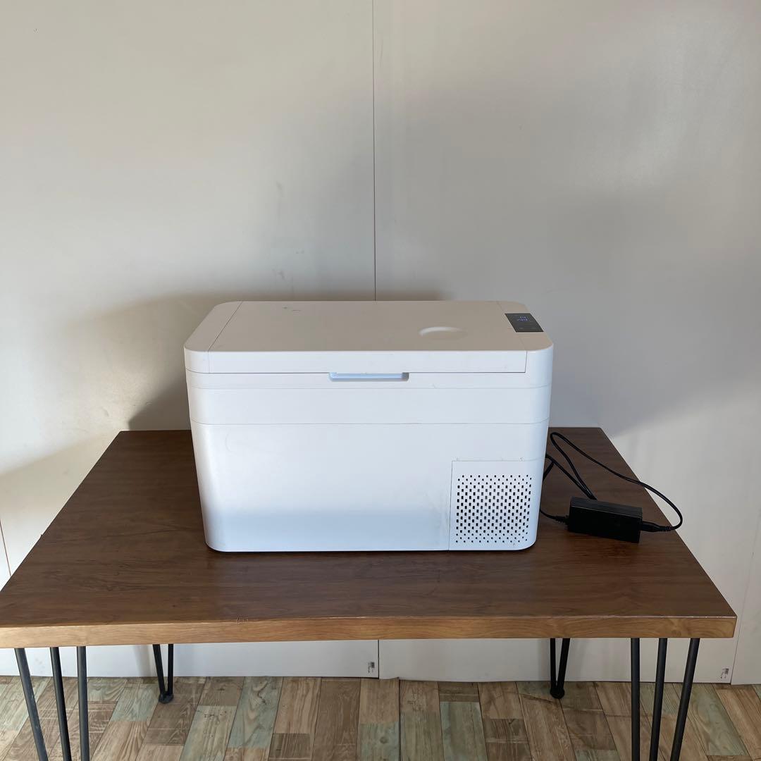 ホワイト冷凍庫 デジタル温度表示