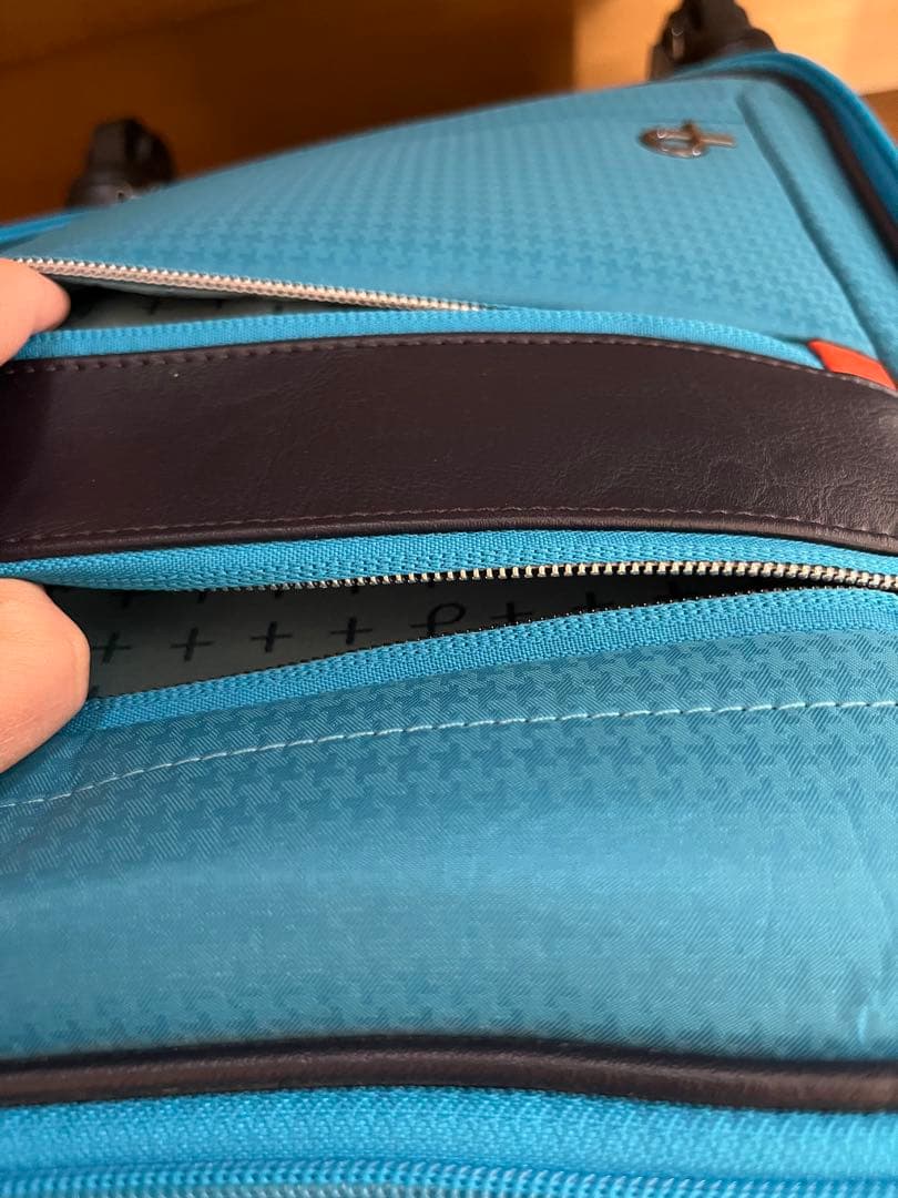 SALE！PROTECA青い小型キャリーケース