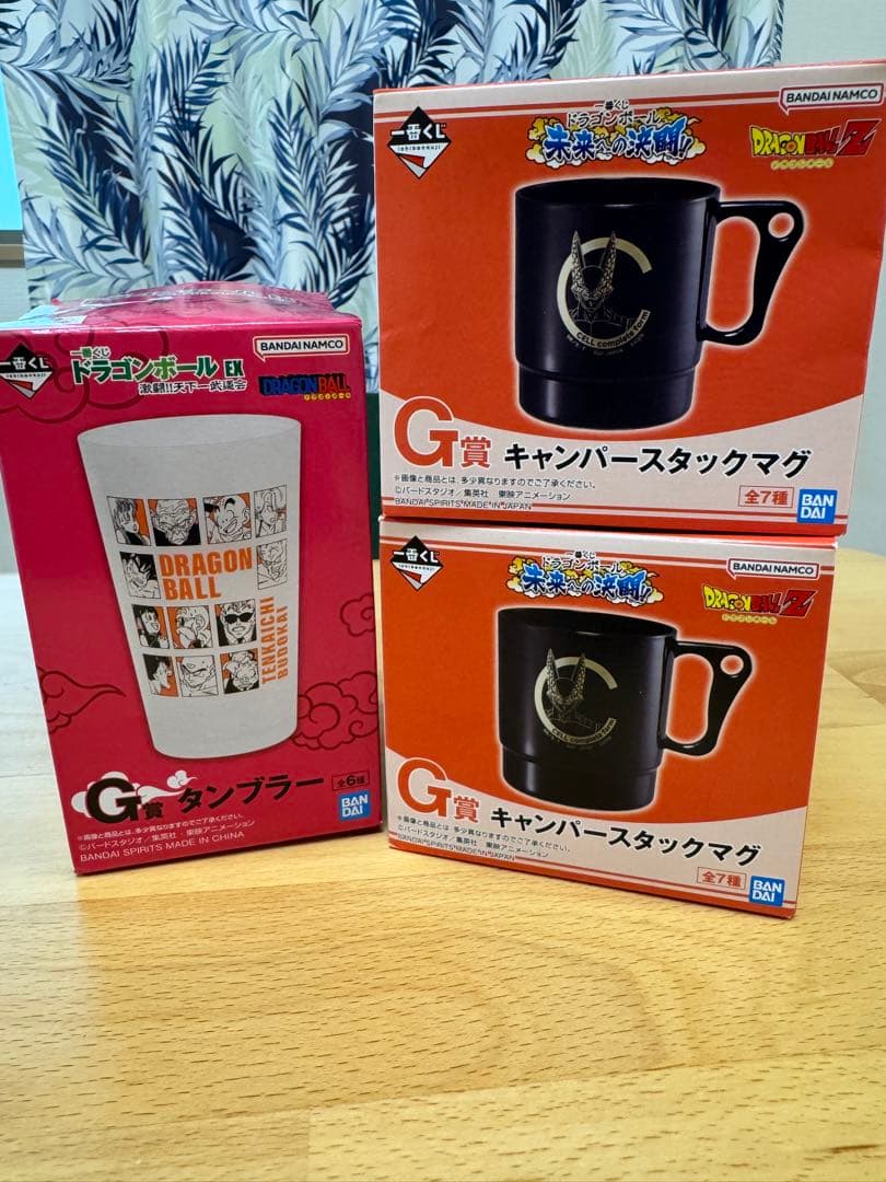 グッズまとめ売り　進撃の巨人　ドラゴンボール　計86点