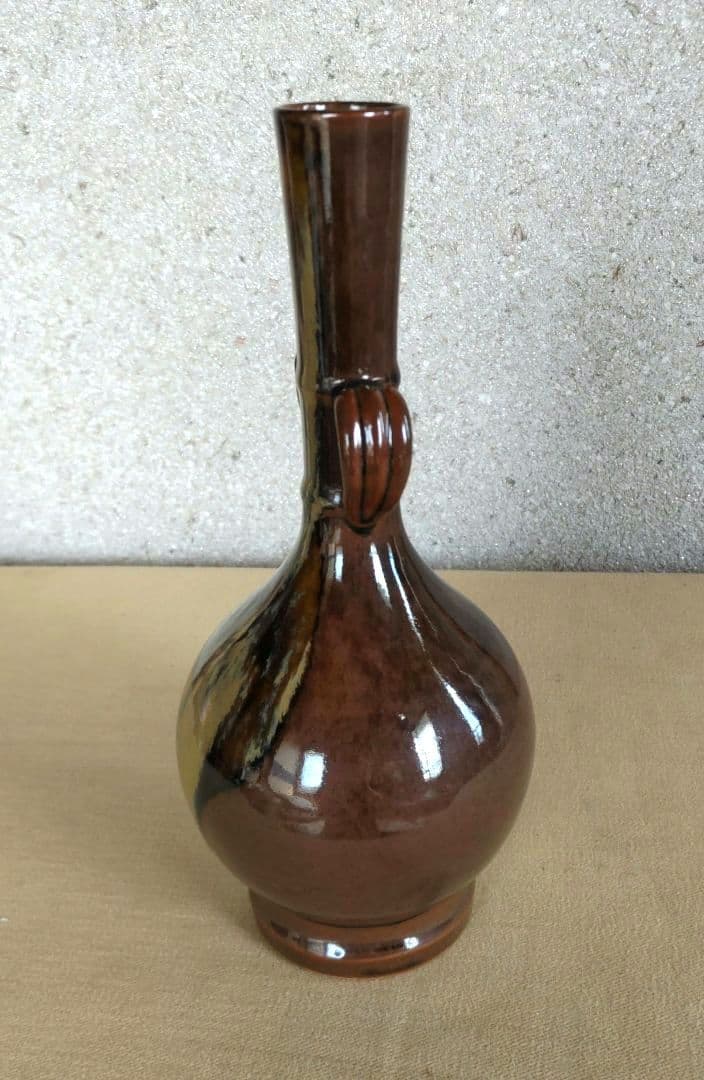 膳所焼　笹耳付花入