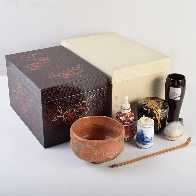 茶道具　柿合溜　四季七宝蒔絵　利休茶箱　赤楽茶碗　棗など　七点一式　MR9485