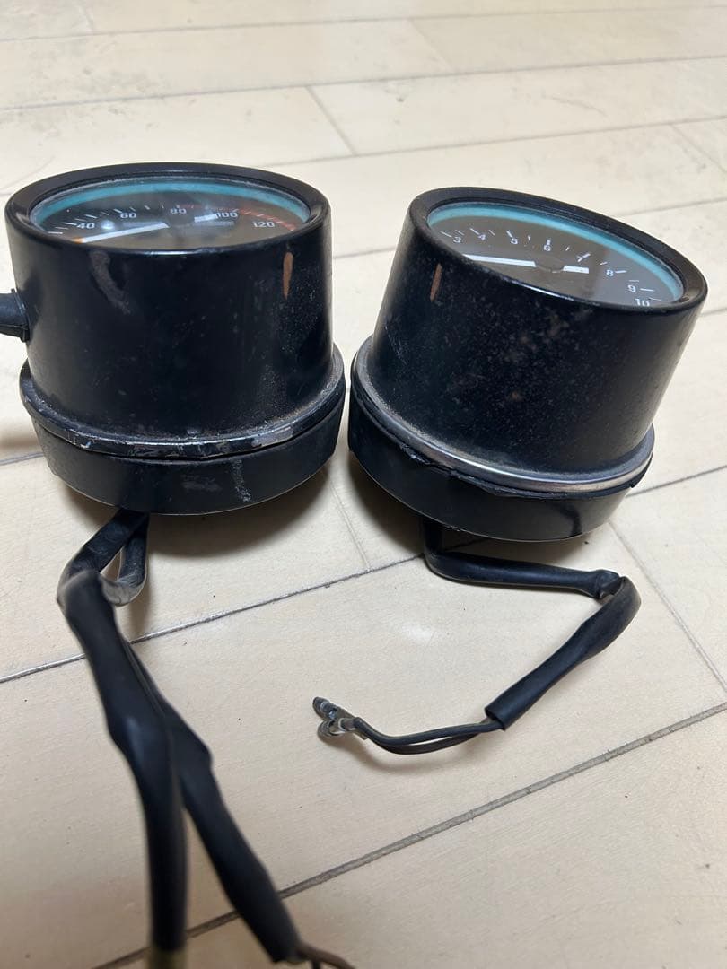 マ*ル様 値下げ！カワサキ　Z250FT　タコメーター　スピードメーター　中古品