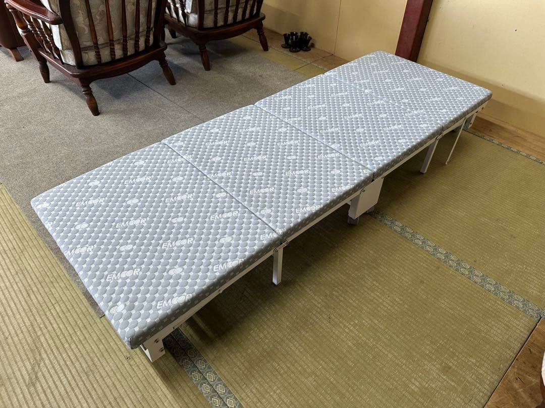 美品　EMOOR MEHOL COMPACT 折りたたみベッド マットレス