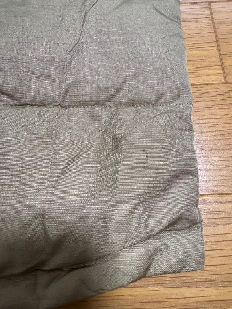 patagonia ダウンベスト Mサイズ ベージュ/ネイビー