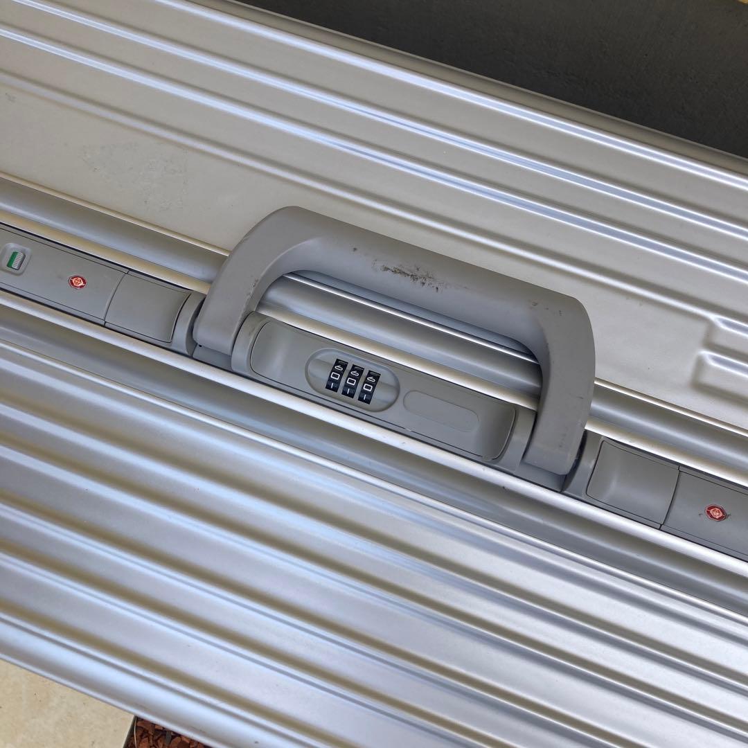 14800→9880 リモア風のビッグサイズのキャリーバッグ