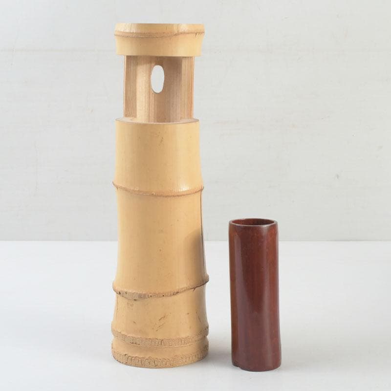 茶道具　指物師　稲垣信斎作　一重切　竹花入　銘「清水」　共布共箱　V　9472