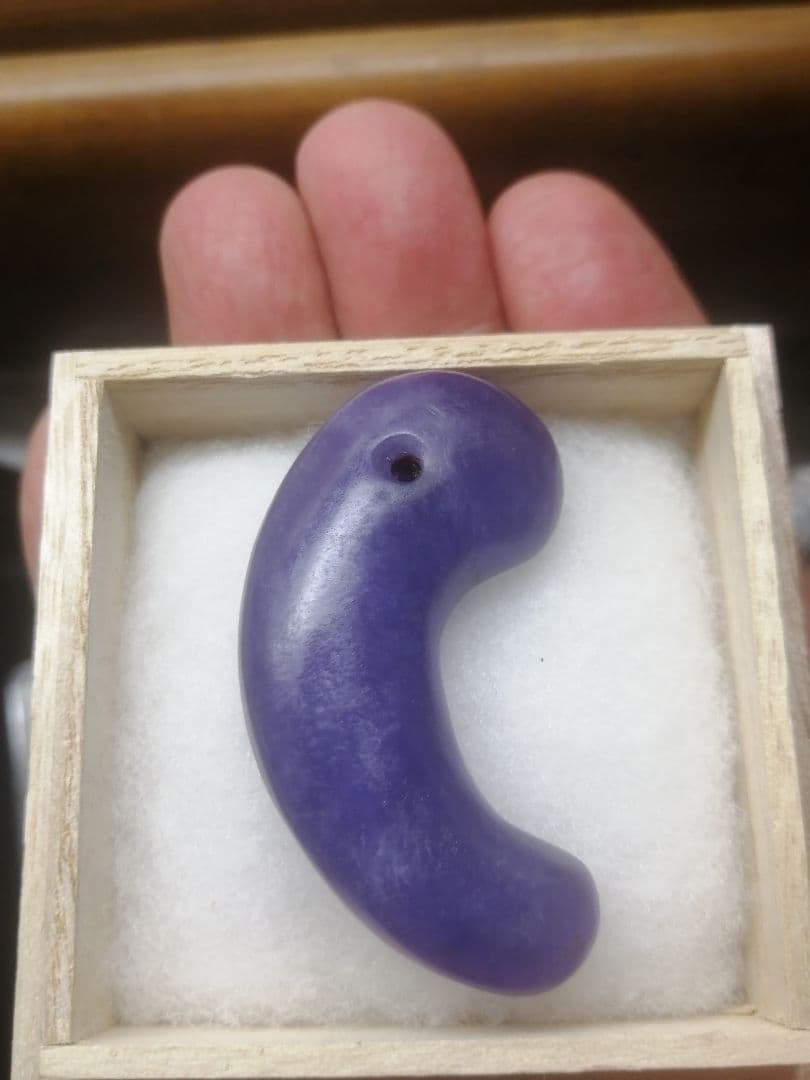 ★【ジャッキー】古墳期　『糸魚川紫翡翠勾玉』5.20cm。超琅玕翡翠。宝石