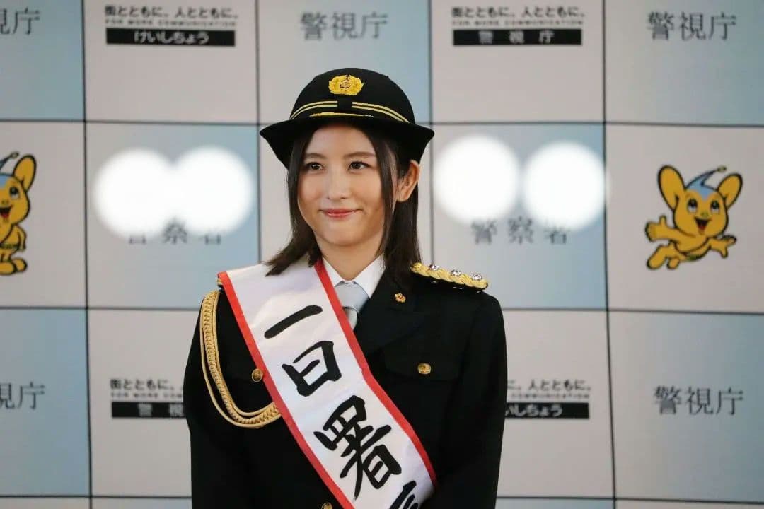 値下げ!宇賀なつみさん吉岡里帆さん写真Ｌサイズ