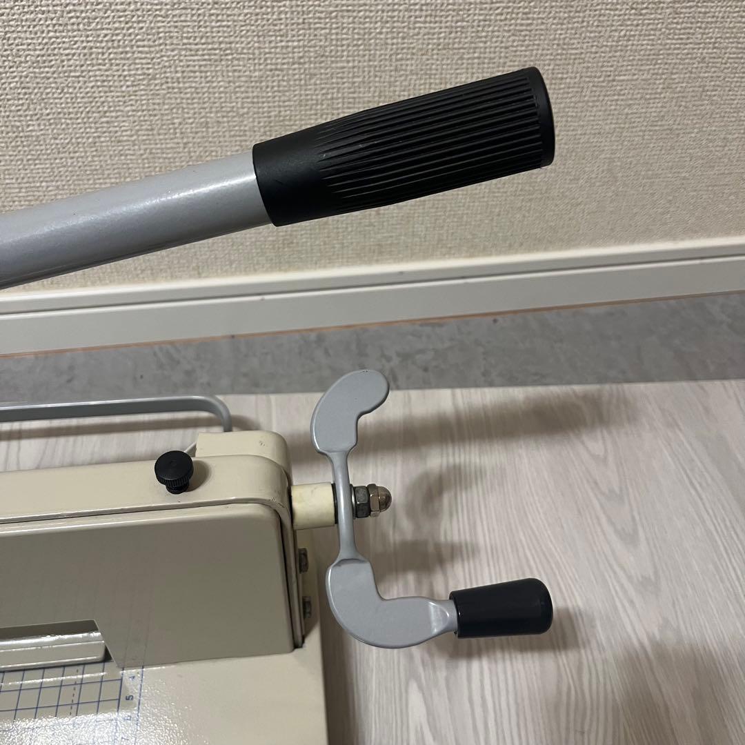 EDUCATES 大型裁断機・ペーパーカッター　 400枚裁断