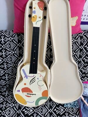 ウクレレ【新品未使用です】