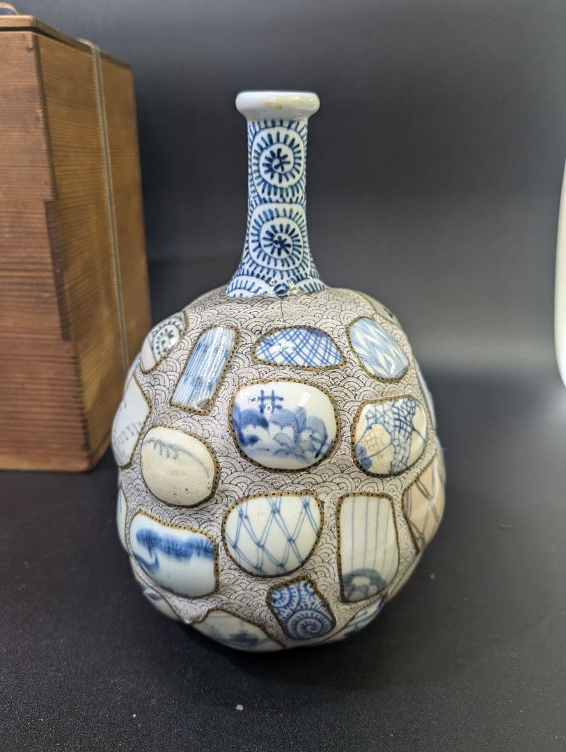 有田焼 古伊万里 古染付 陶片張 蛸唐草文 陶片 大徳利 酒器 花瓶 時代物骨董