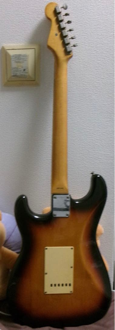 【Eシリアル】Fender Japan ストラトキャスター　ジャパンビンテージ