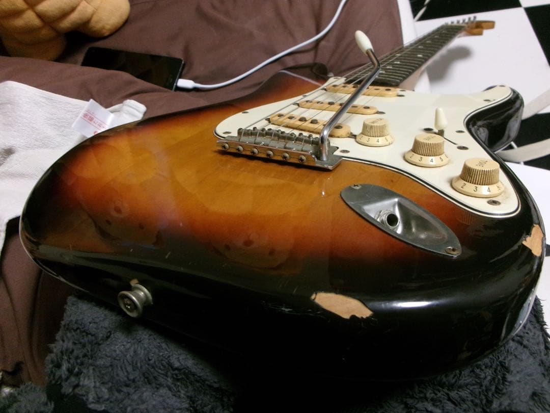 【Eシリアル】Fender Japan ストラトキャスター　ジャパンビンテージ