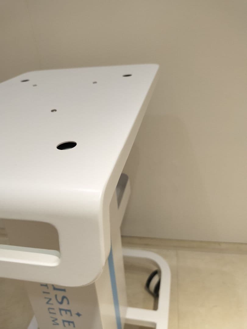 耐荷重40kg 超美品/スチール製のため頑丈】キャスター付きワゴン