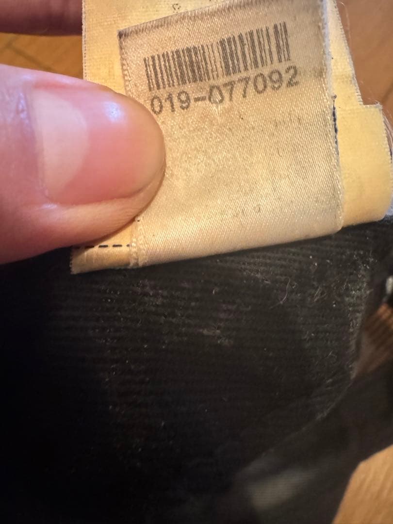 【zzz】CHROME HEARTS トラッカーキャップ　ラスベガス限定