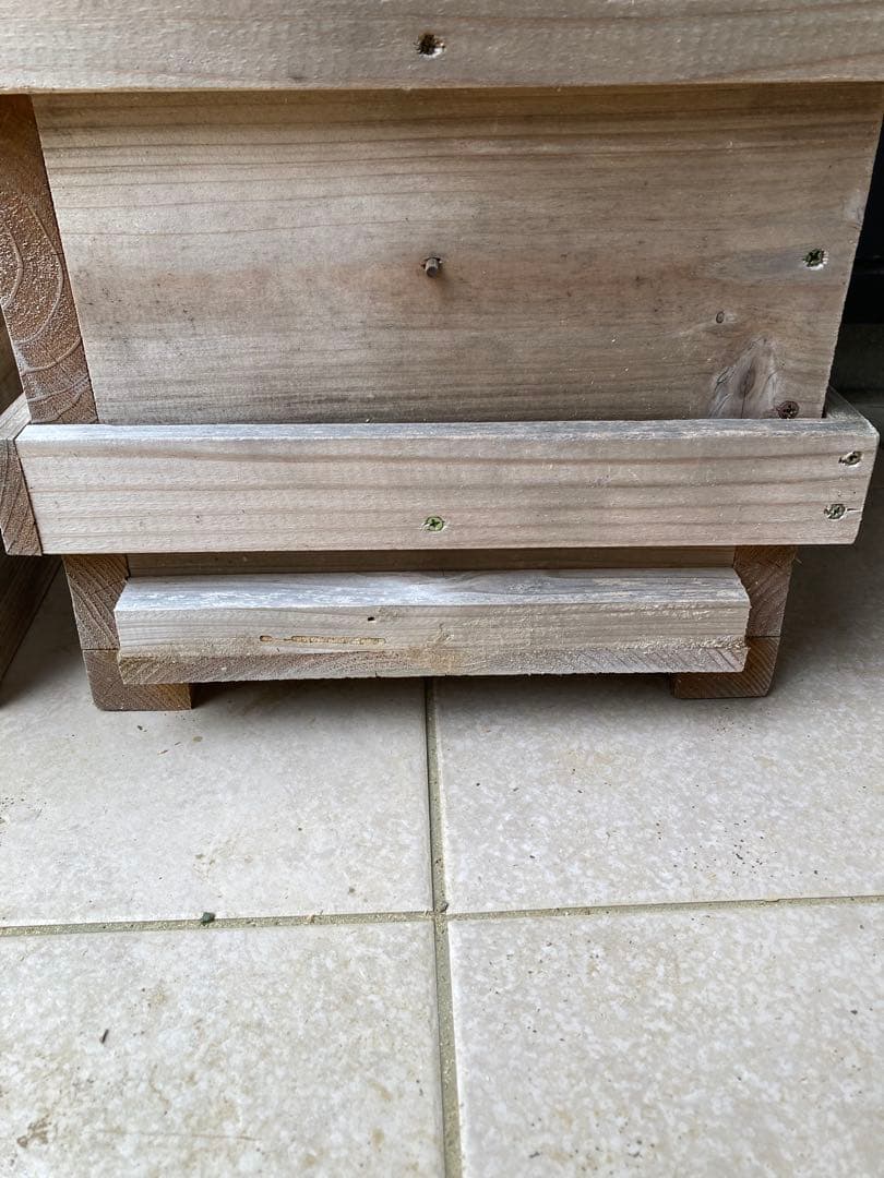 日本ミツバチ用巣箱　重箱式　キンリョウヘンおまけ