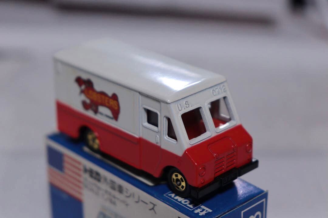 日本製　トミカ　外国車シリーズ　ダッジ　ウォークスルーバン　F53 ロブスター