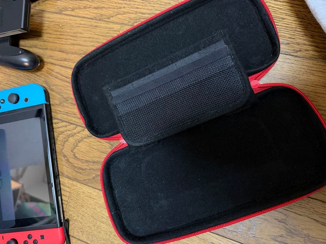 Nintendo Switch本体セット ケース・スタンド付き 動作確認済