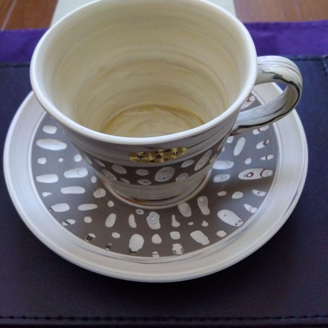 【新品】常滑焼 憲児陶苑 コーヒーカップ&ソーサー 白練込 水玉