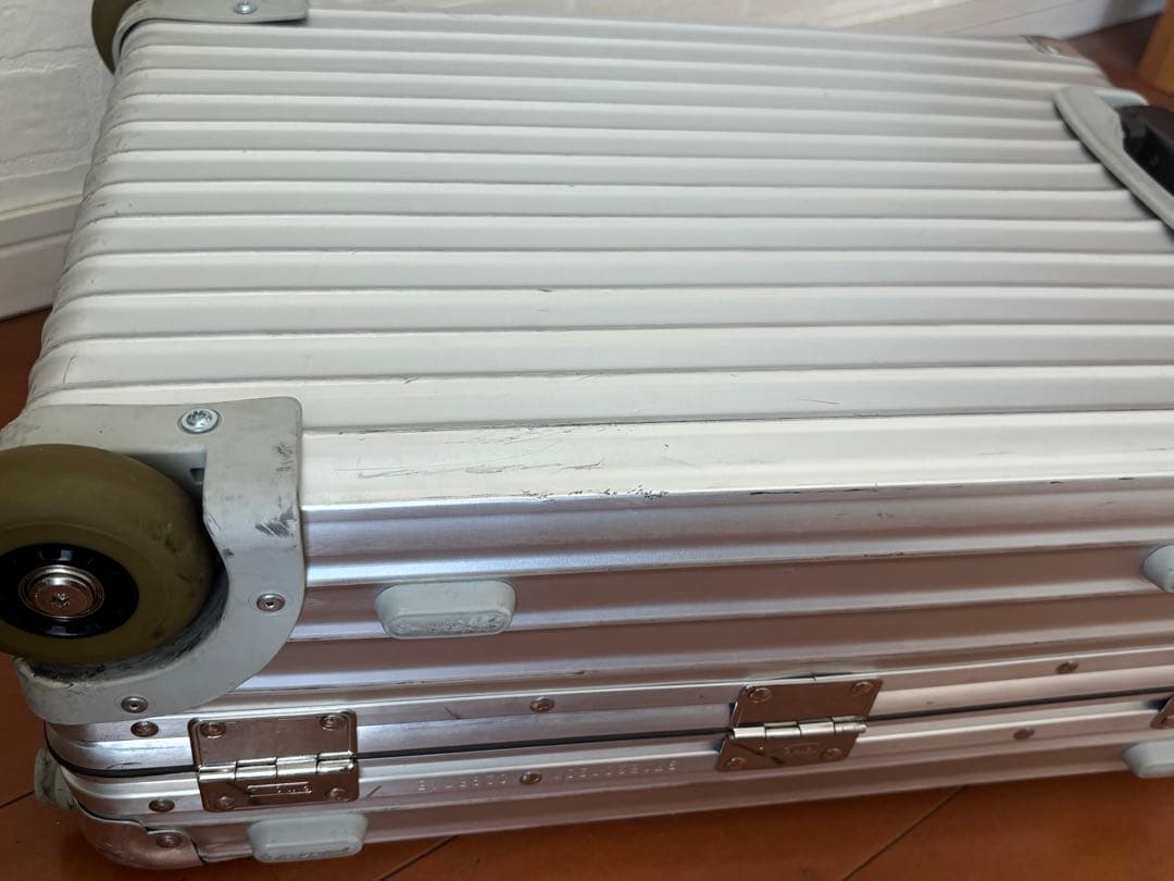 RIMOWA リモワ クラシックフライト 廃盤　2輪