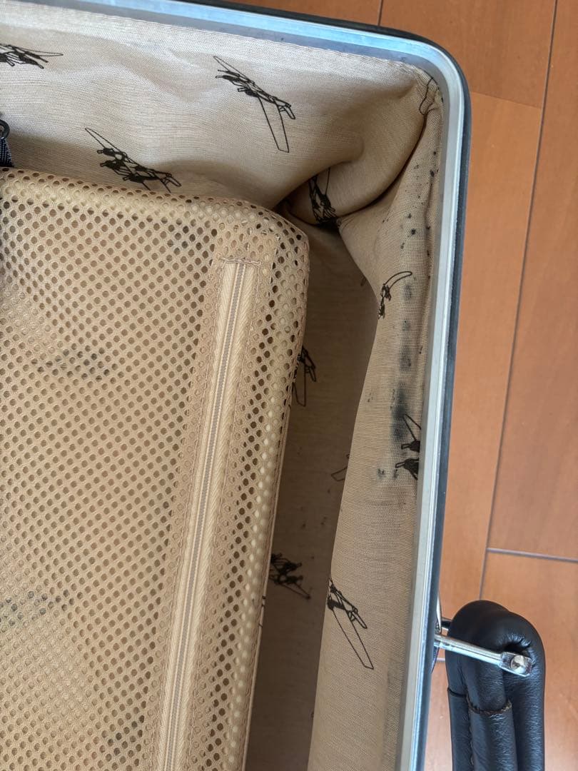 RIMOWA リモワ クラシックフライト 廃盤　2輪